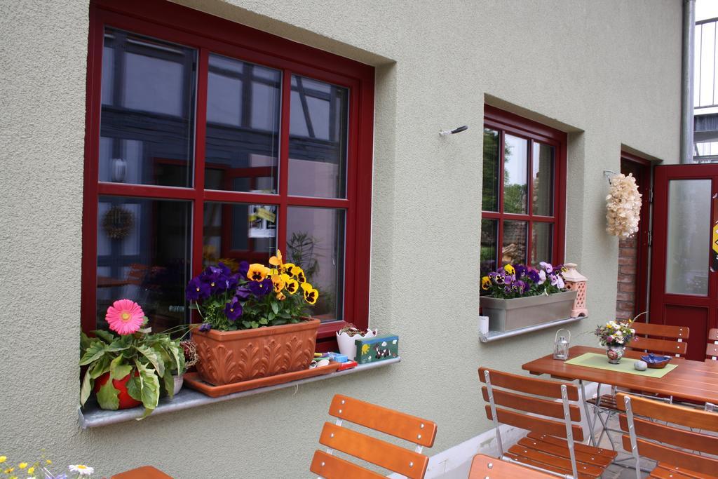 Cafe Landart Im Thueringer Finistere Apartment Plaue  Exterior photo